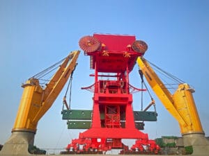 Successfully Transporting a 700-Ton Shiploader in South Africa: Explore our achievement in handling the transportation of this massive unit, exemplifying our logistical expertise.